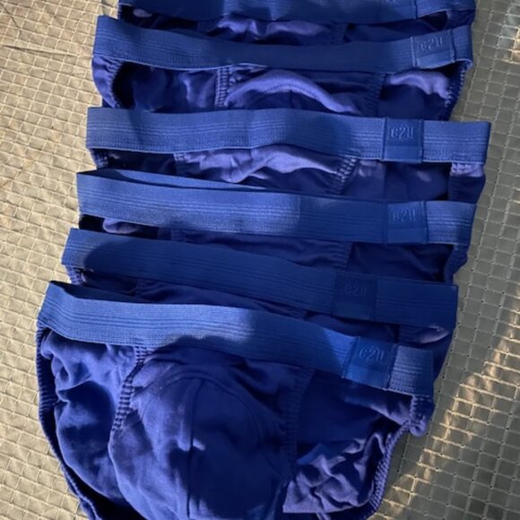 E2U 6 briefs size S - Picture 1 of 2